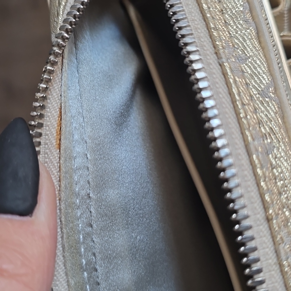 Authentic Louis Vuitton Metallic Gold Minilin Shoulder Bag Or Crossbody Bag - Picture 16 of 16